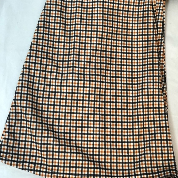 ✨Checkered Flared Pants ✨ - Picture 4 of 5